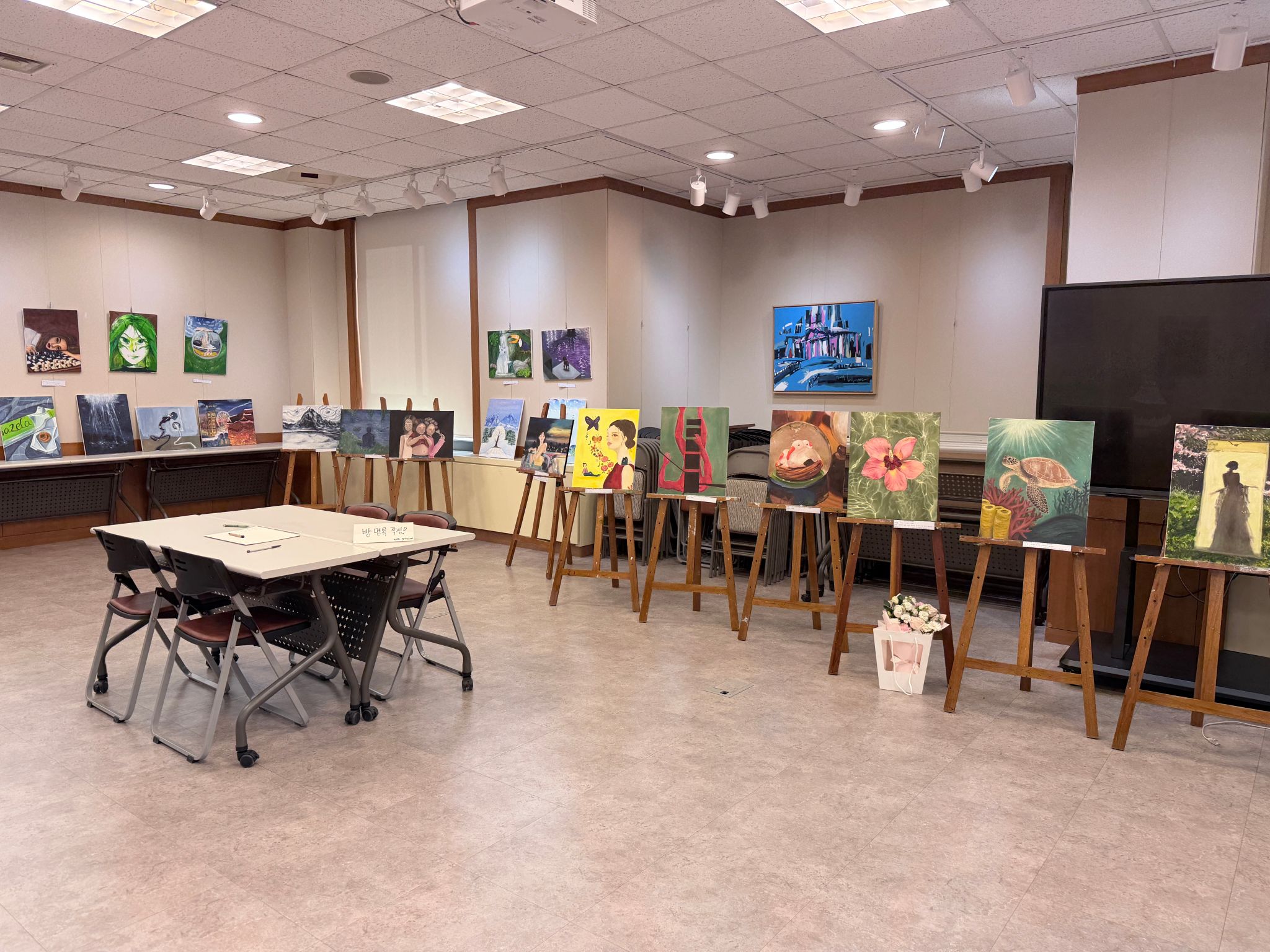 韓國外國語大學繪畫社團第104屆作品展在孔子學院開幕 一座藝術與文化交流的橋梁